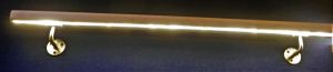 LED-MADLO ZÁBRADLÍ LED OSVĚTLENÍ DŘEVĚNÉ ZAOBLENÉ r15mmINTERIÉROVÉ NA SCHODY NA ZEĎ BUK 59mmx40mm ZAOBLENÉ https://led-madla.eu/ Zakázková výroba